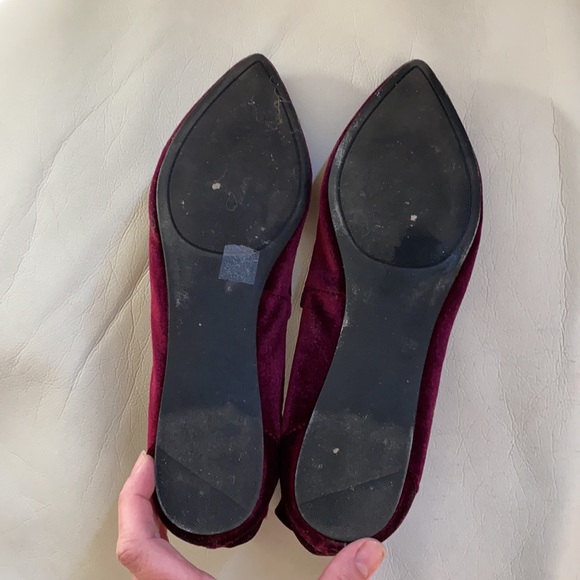Red Velvet flats - Picture 2 of 3